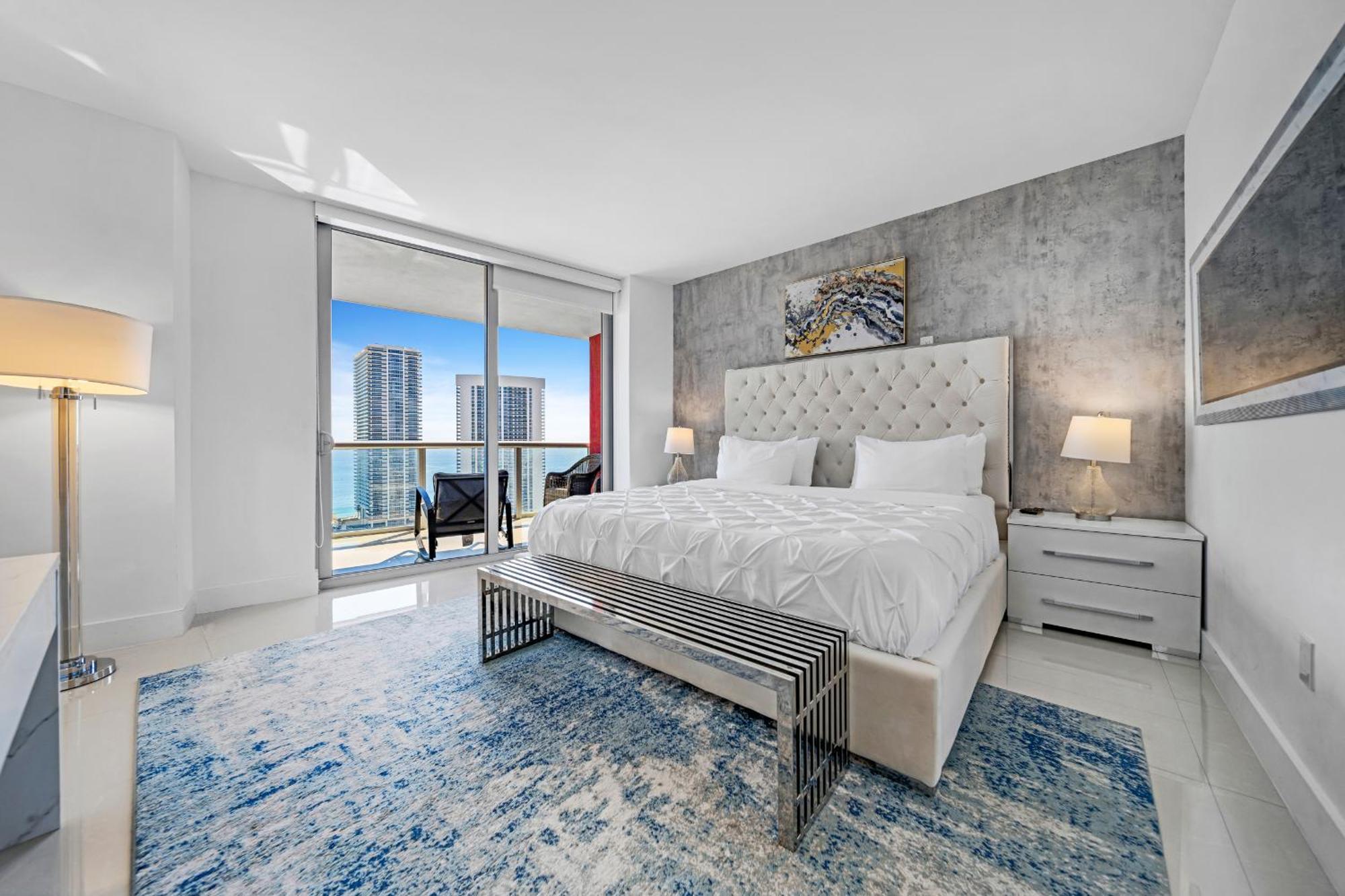 Resort-Style Living With Direct Ocean Views - 3Br Beauty Hallandale Beach Εξωτερικό φωτογραφία