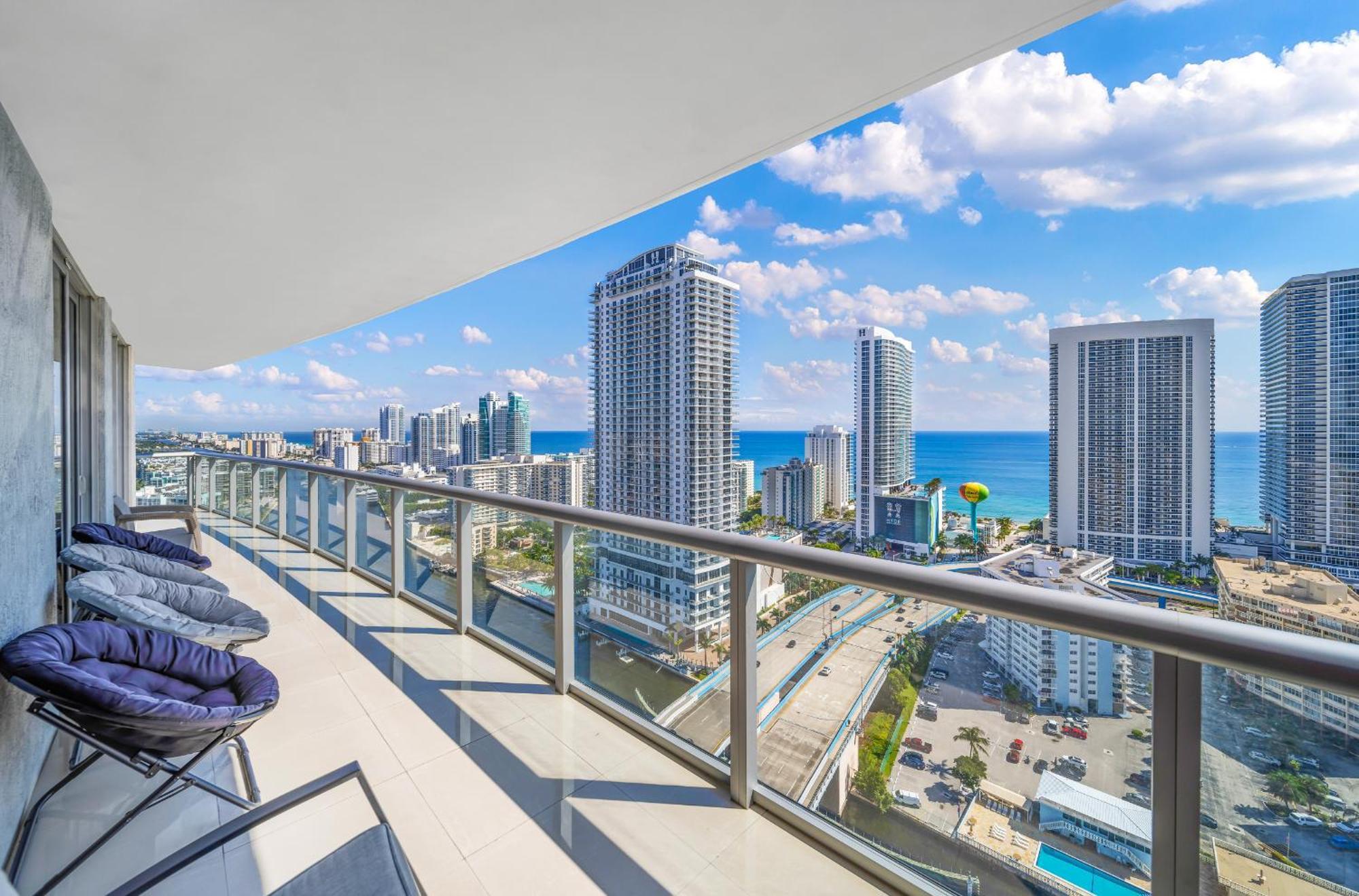 Resort-Style Living With Direct Ocean Views - 3Br Beauty Hallandale Beach Εξωτερικό φωτογραφία