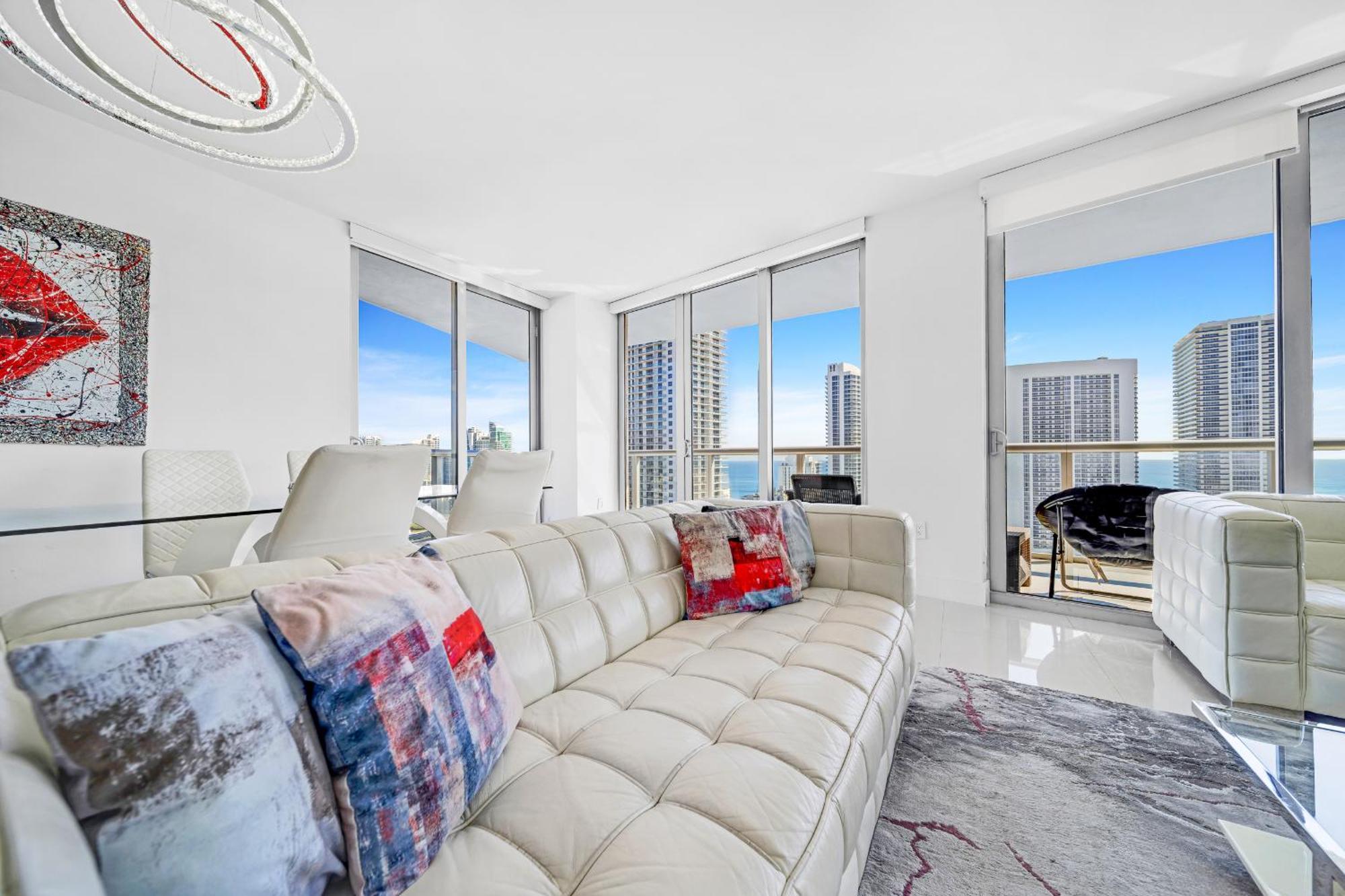 Resort-Style Living With Direct Ocean Views - 3Br Beauty Hallandale Beach Εξωτερικό φωτογραφία