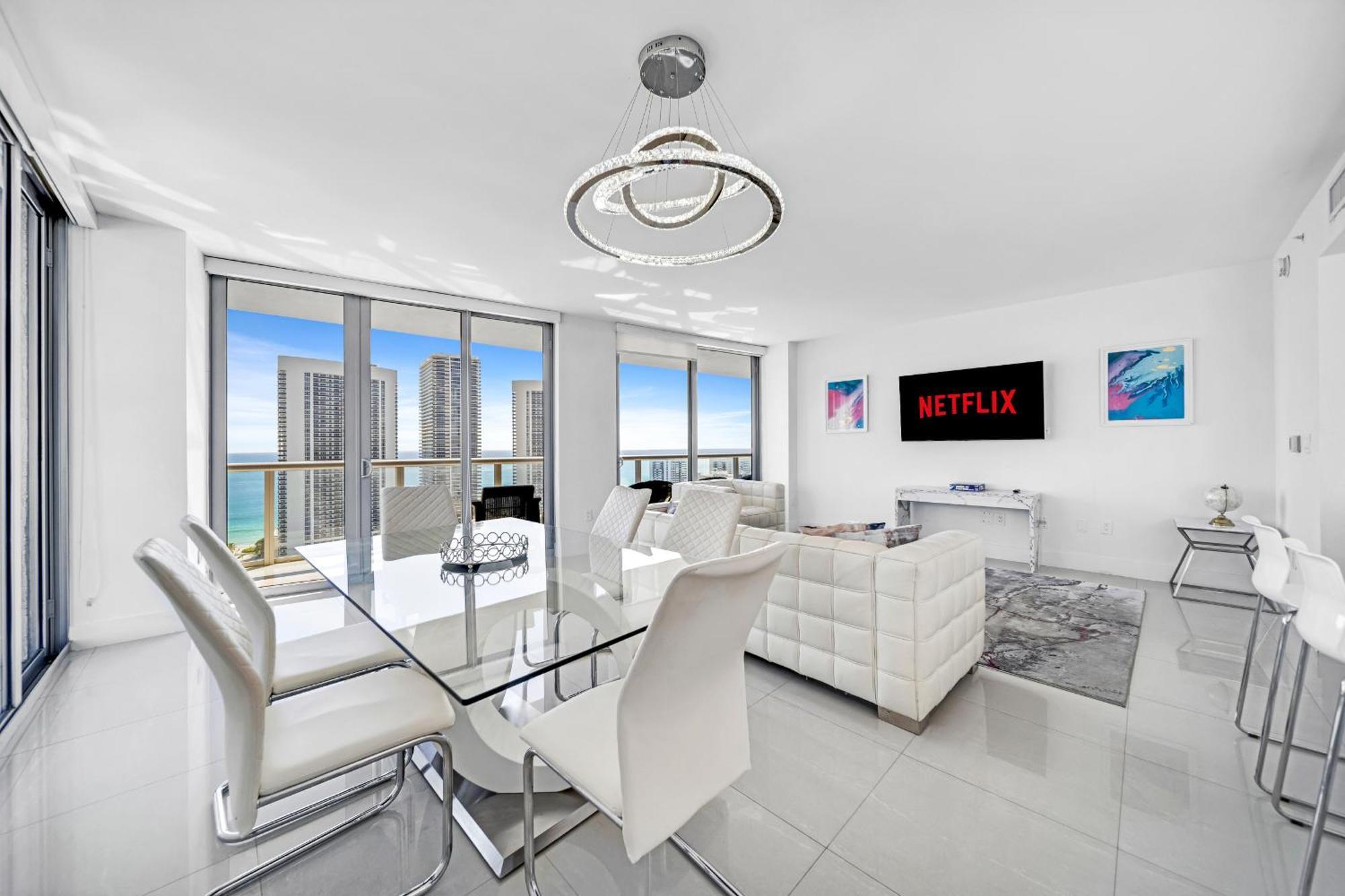 Resort-Style Living With Direct Ocean Views - 3Br Beauty Hallandale Beach Εξωτερικό φωτογραφία