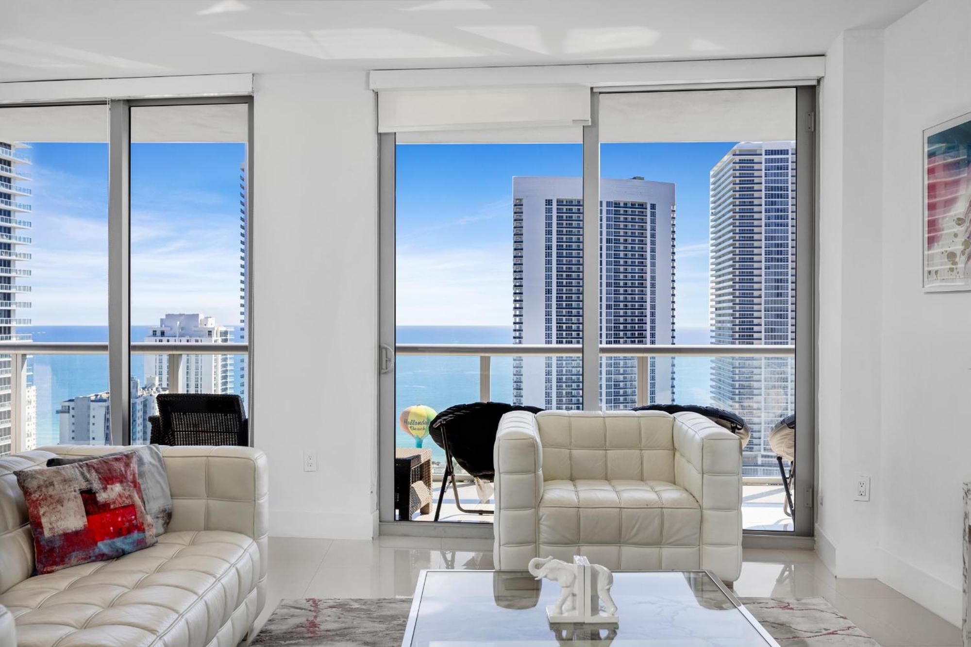 Resort-Style Living With Direct Ocean Views - 3Br Beauty Hallandale Beach Εξωτερικό φωτογραφία