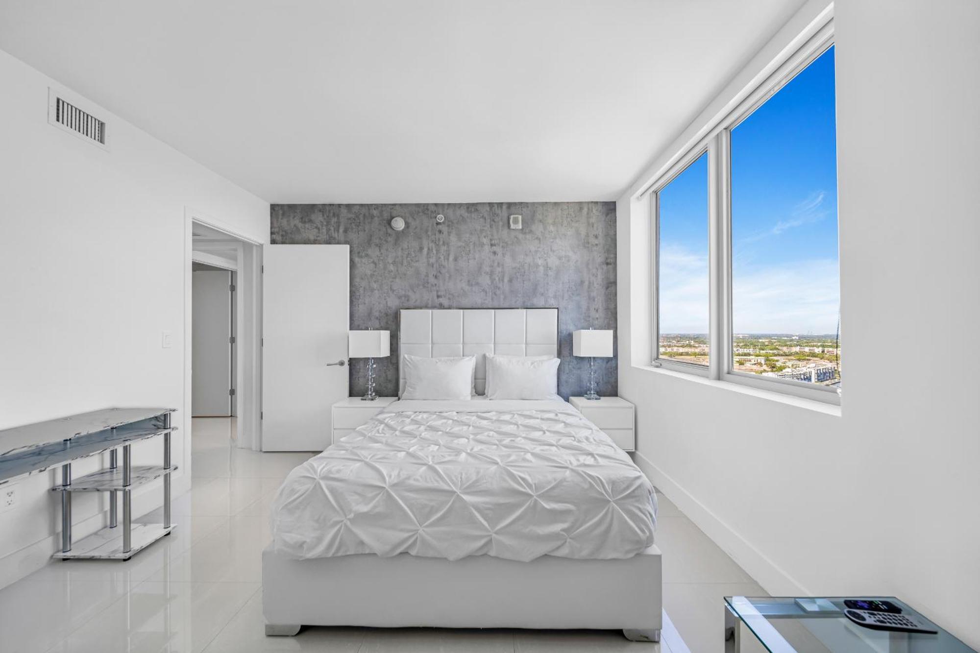 Resort-Style Living With Direct Ocean Views - 3Br Beauty Hallandale Beach Εξωτερικό φωτογραφία