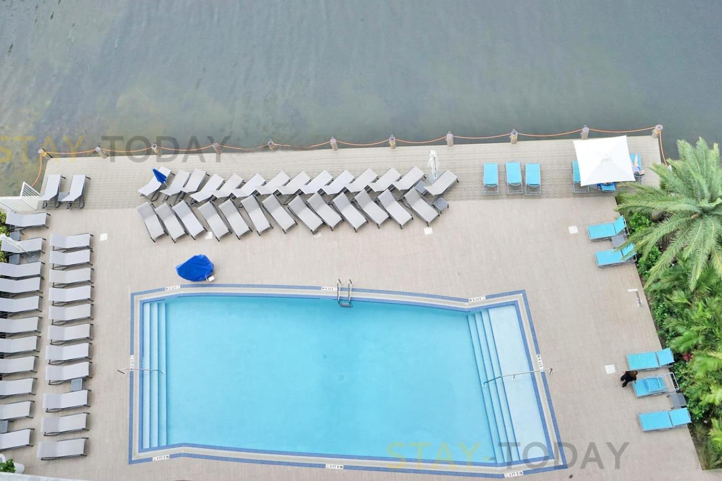 Resort-Style Living With Direct Ocean Views - 3Br Beauty Hallandale Beach Εξωτερικό φωτογραφία